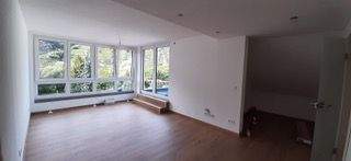 Zimmer Blick Loggia und Nische.jpeg