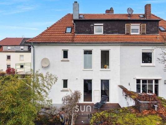 TERRASSE UND RÜCKANSICHT