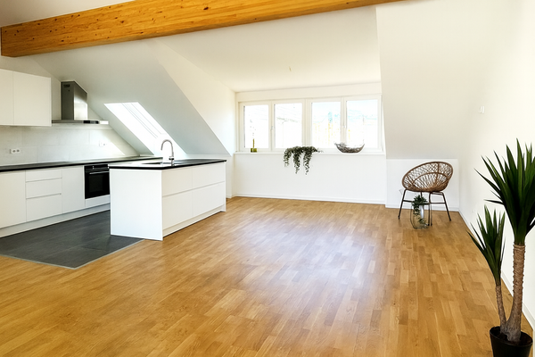 Küche m. Insel vorgesehen 