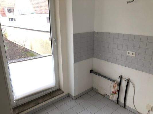 Küche mit Terrassenzugang