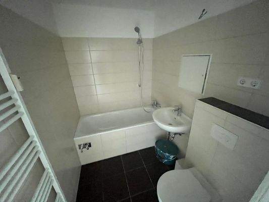 Badezimmer mit Wanne