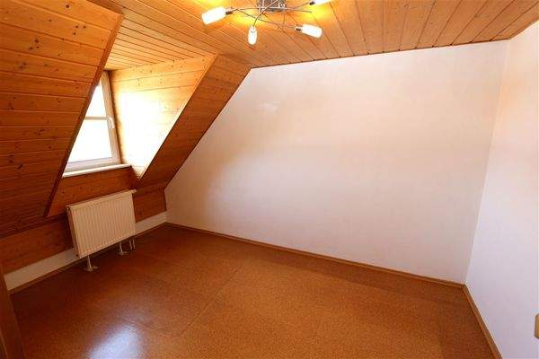 DG, Gästezi., Büro.jpg