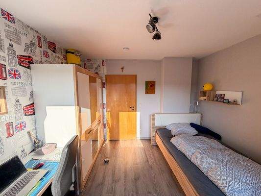 46 Kinderzimmer DG 2