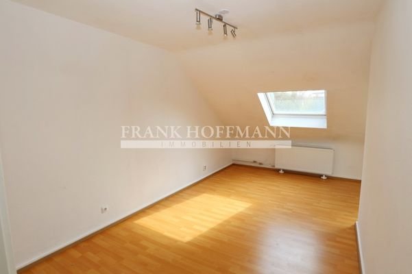 1. Schlafzimmer DG