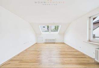 Wohn/-Esszimmer