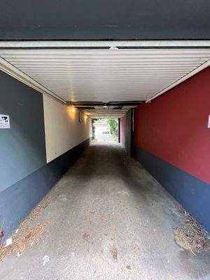 Einfahrt in den Hinterhof