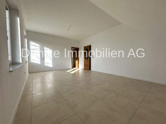 Wohn-/Esszimmer, Bild 2