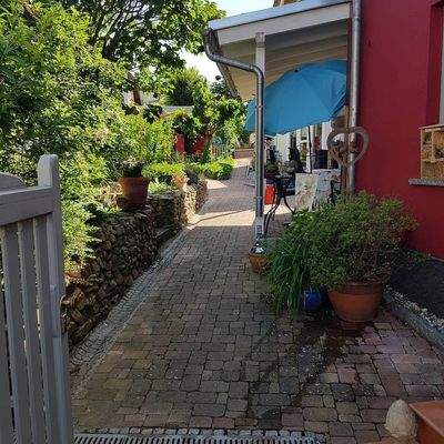 Eingangsbereich mit Terrasse