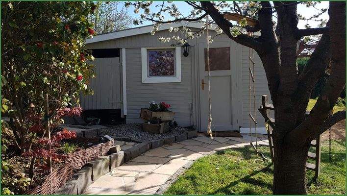 Gästehütte im Sommer