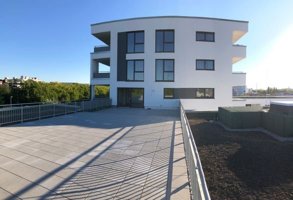 Hausansicht Dachterrasse 