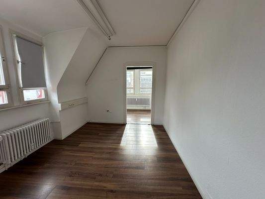 20241001_132406602_iOS