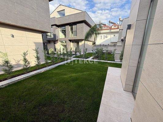 Villa with Pool within Walking Distance of Çalış Beach in Fethiye
