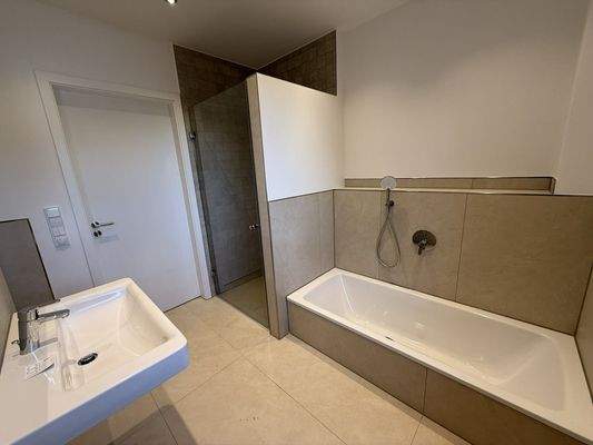 verkauft: fertiggestelltes Bad in der Anlage