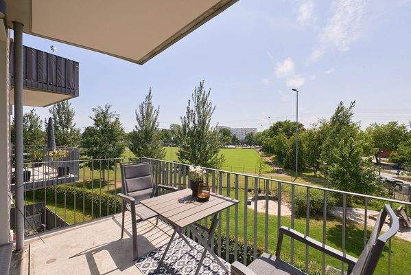 Sonniger Süd-West-Balkon