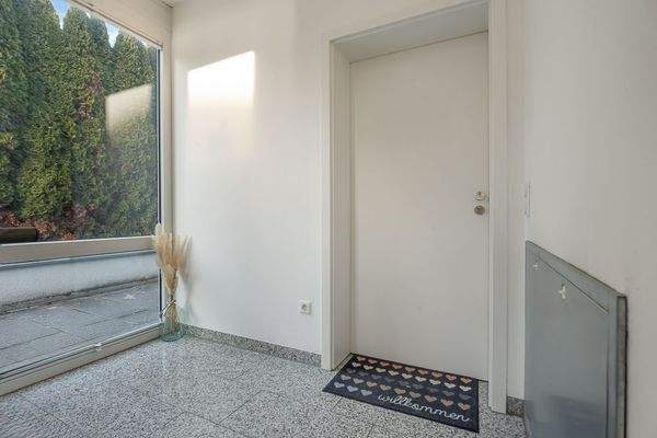 Eingangsbereich Wohnung 1