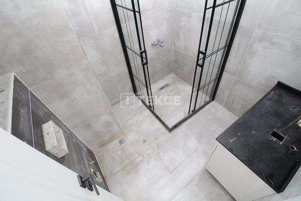 Offices and Shops in an Advantageous Location in Yalova