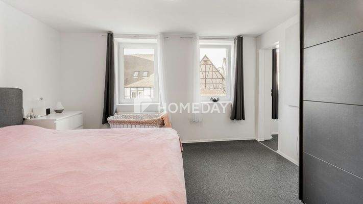 1. OG Schlafzimmer 2 1