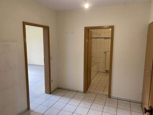 Flur / großzügiger Eingangsbereich