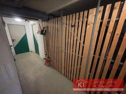 Kellerabteile rechts