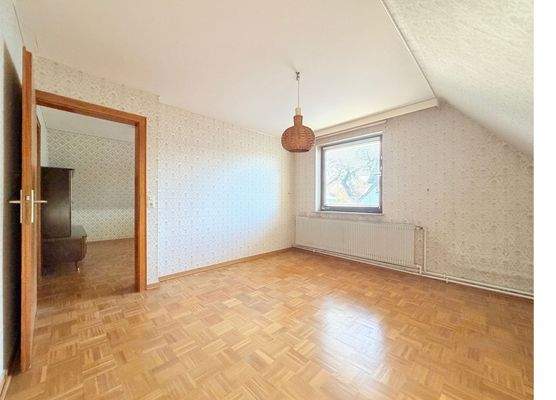 11 Schlafzimmer (1) OG