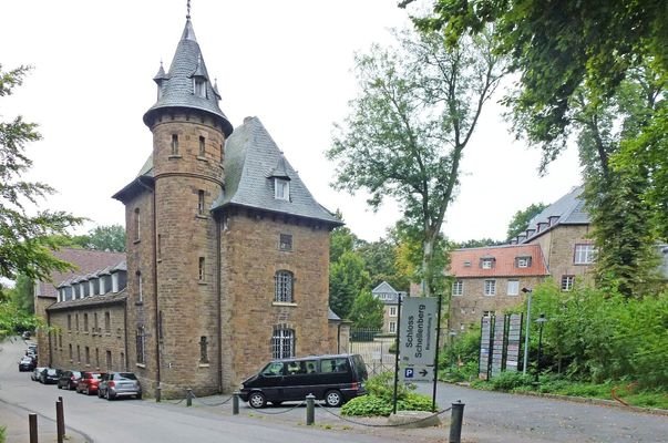 Straßenansicht