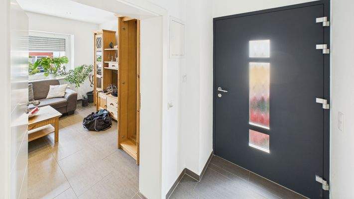 CAM01984G0-PR0499-STILL027