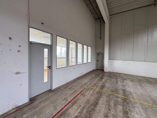 Halle-Meisterbüro-WC