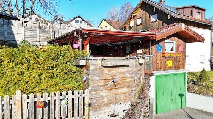 Gartenhaus mit Garage