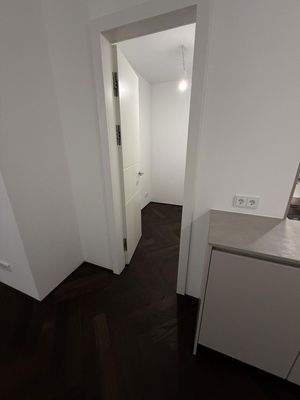 Blick zum Hauswirtschaftsraum