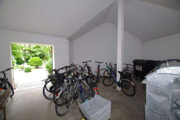Abfall- und Fahrradraum