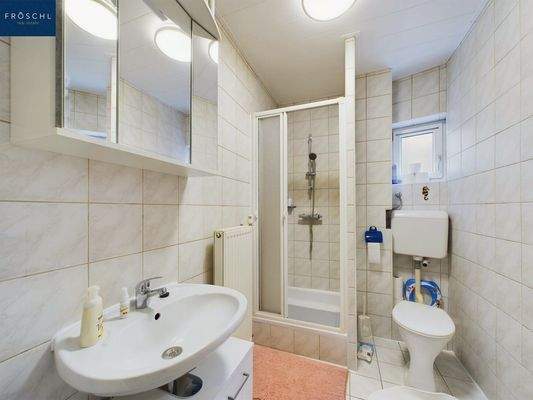 Badezimmer inkl. Dusche