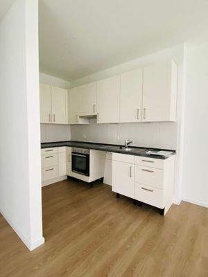 Moderne Küche mit Holzoptik