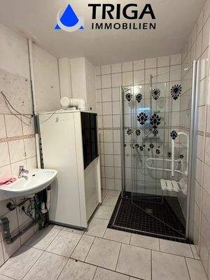 Bad EG mit Heiztechnik 