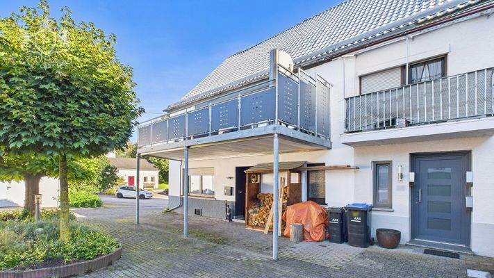 CAM01984G0-PR0423-STILL005