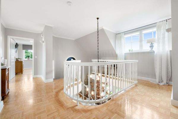 Flur DG (Wohnhaus 2) 