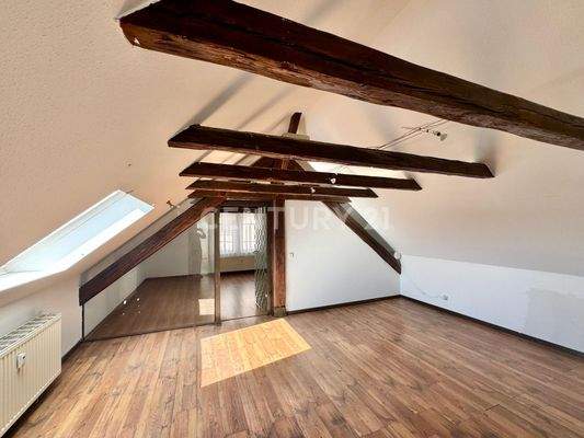 2-Zi-Whg im DG Hausflügel 1