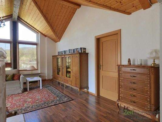 Blick zum kleinen Schlafzimmer