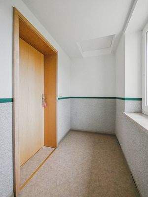Wohnungstür (OG-Wohnung) ????