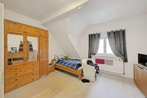 Schlafzimmer Beispiel II 2. OG