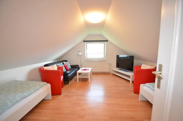 WE 4 Schlafzimmer Giebelseite
