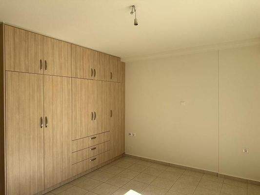 Kreta, Rethymno: 4-Zimmer-Apartment mit Meerblick und Dachterrasse zu verkaufen