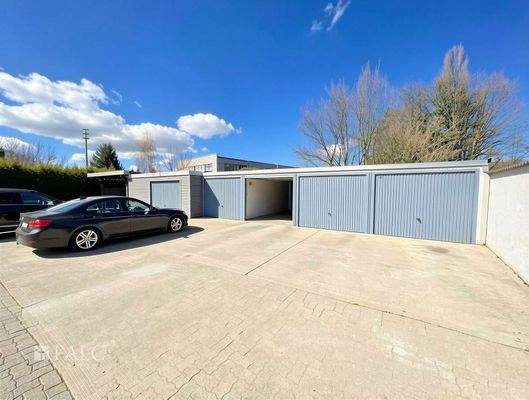 Garage - (digital bearbeitet)