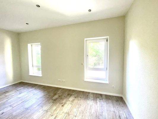 Kzi 1 mit Laminat Foto 1