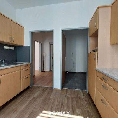 Top 4 Küche mit Speis/Abstellkammerl