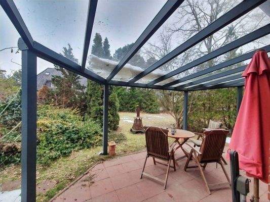 Glasüberdachte Südterrasse