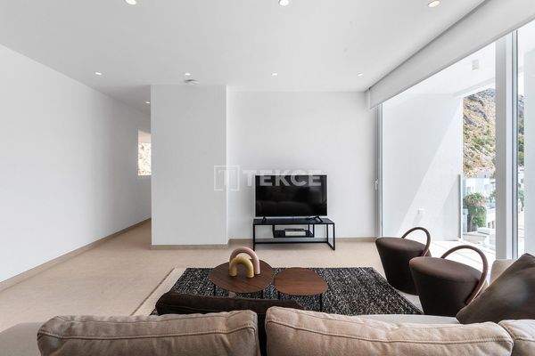 5-Bedroom Villa with Sea Views in Altea Alicante