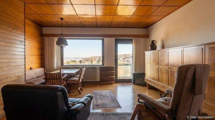 Esszimmer Oberschoss mit Zugang zum Balkon