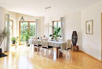 Attraktives EFH mit großzügigem Raumkonzept