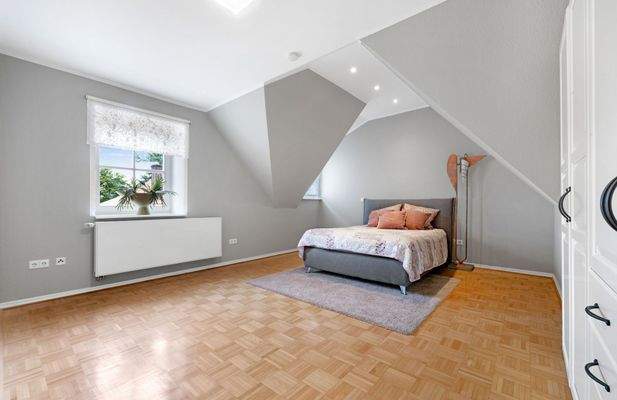 Kinder-/Gäste-/Büro DG (Wohnhaus 2)