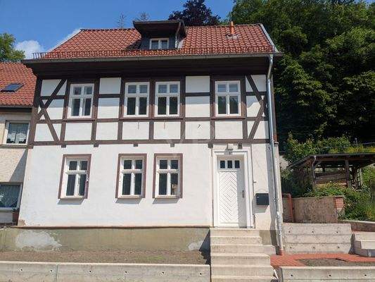 AnsIcht Westen mit Hauseingang